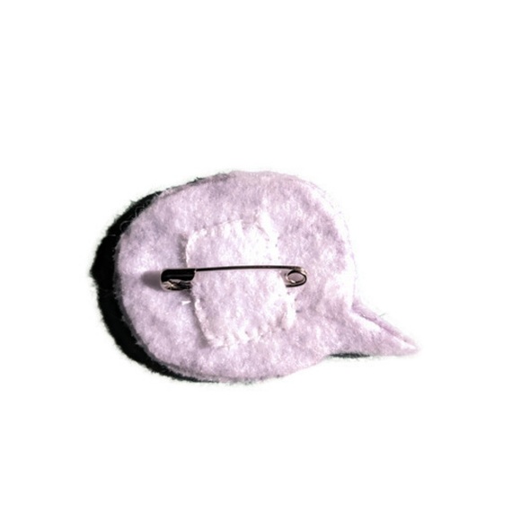 Handmade Hello Talking Bubble Felt Pin- Purple - Picture 4 of 4